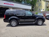 Used 2012 Nissan Pathfinder LE image 3