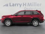 New 2025 Jeep Grand Cherokee Laredo image 3
