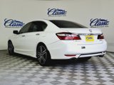 Used 2017 Honda Accord Sport image 2