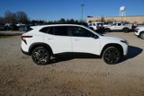 New 2025 Chevrolet Trax RS image 2