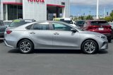 Used 2022 Kia Forte LXS image 3