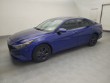 Used 2021 Hyundai Elantra SEL image 2
