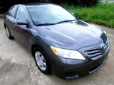 Used 2010 Toyota Camry LE image 2