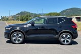 Used 2024 Volvo XC40 B5 Core image 6