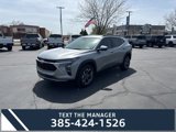 Used 2025 Chevrolet Trax LT w/ Sunroof Package image 3