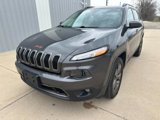 Used 2017 Jeep Cherokee Latitude w/ Comfort/Convenience Group image 2