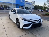 Used 2017 Toyota Camry XSE image 4