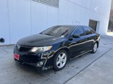 Used 2014 Toyota Camry SE image 2