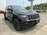 Used 2018 Jeep Grand Cherokee Altitude image 3