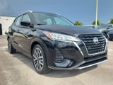 Used 2023 Nissan Kicks SV image 2