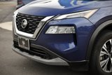 Used 2021 Nissan Rogue SV image 3
