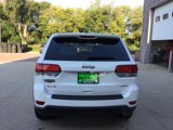 Used 2022 Jeep Grand Cherokee Laredo E w/ Security & Convenience Group image 4