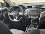 Used 2019 Nissan Rogue Sport SV image 2