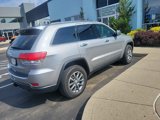 Used 2014 Jeep Grand Cherokee Limited w/ Luxury Group II image 3
