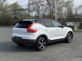 Used 2019 Volvo XC40 T5 R-Design image 5