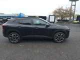 Used 2024 Chevrolet Trax RS w/ Sunroof Package image 3