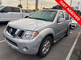 Used 2008 Nissan Pathfinder SE image 3