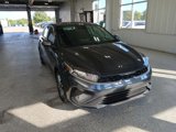 Used 2023 Kia Forte LXS image 2