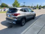 Used 2022 Kia Seltos EX image 4