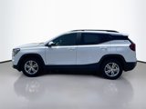 Used 2022 GMC Terrain SLE w/ Driver Convenience Package image 3