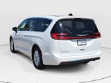 Used 2023 Chrysler Pacifica Touring-L image 5