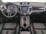 Used 2017 Porsche Macan image 4