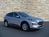 Used 2021 Ford Escape SE image 2