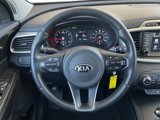 Used 2017 Kia Sorento LX w/ LX Convenience Package image 5
