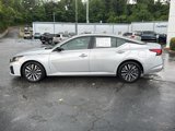Used 2024 Nissan Altima 2.5 SV image 3