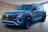 Used 2025 Volkswagen Atlas Peak Edition SE image 3