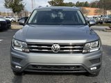 Used 2020 Volkswagen Tiguan SEL image 2