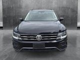 Used 2018 Volkswagen Tiguan SE w/ Panoramic Sunroof Package image 2