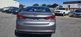 Used 2017 Hyundai Elantra SE image 4