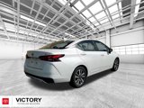 Used 2023 Nissan Versa SV image 3