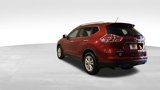 Used 2016 Nissan Rogue SV w/ SV Moonroof Package image 3