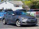 Used 2014 Hyundai Veloster image 2