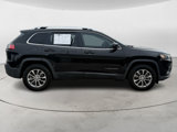 Used 2019 Jeep Cherokee Latitude Plus w/ Comfort/Convenience Group image 3