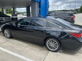 Used 2019 Toyota Avalon image 2