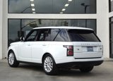 Used 2020 Land Rover Range Rover HSE image 4