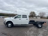 New 2024 RAM 3500 Tradesman w/ Chrome Appearance Group image 4