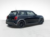 Used 2022 MINI Cooper 2-Door Hardtop image 2
