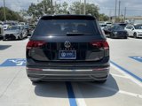 Certified 2022 Volkswagen Tiguan SE image 4