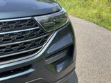 Used 2022 Ford Explorer XLT image 2