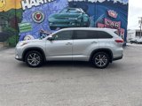 Used 2018 Toyota Highlander XLE image 2