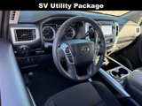 Used 2018 Nissan Titan SV image 3