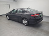 Used 2018 Ford Fusion S image 3