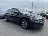 Used 2024 Volkswagen Jetta SE image 2