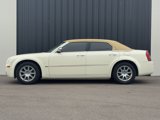 Used 2010 Chrysler 300 Touring image 2