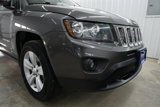 Used 2017 Jeep Compass Latitude image 2