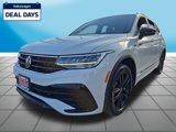 Certified 2022 Volkswagen Tiguan SE R-Line image 1